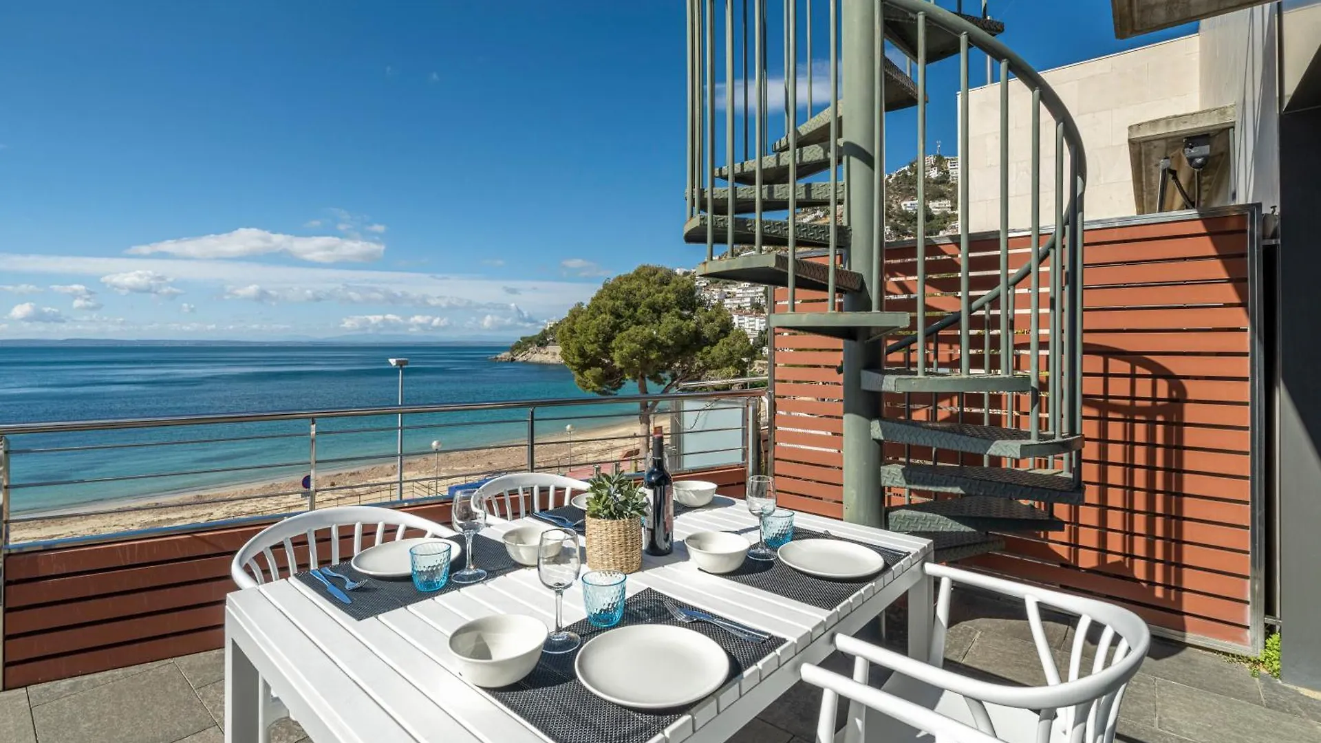 Apartamento Atico Primera Linea Playa Canyelles Roses Spain