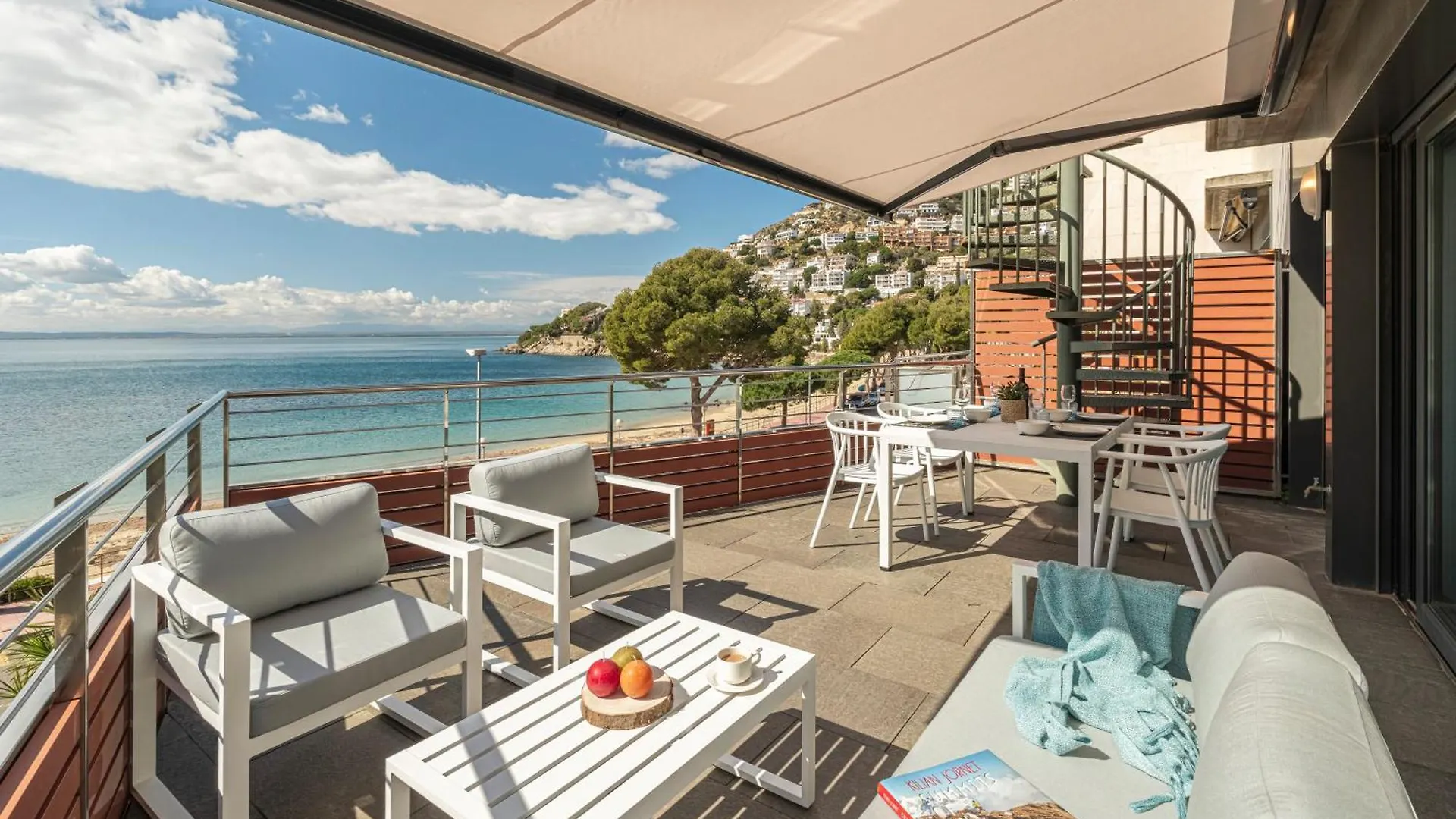 Apartamento Atico Primera Linea Playa Canyelles Roses 0*,  Spain