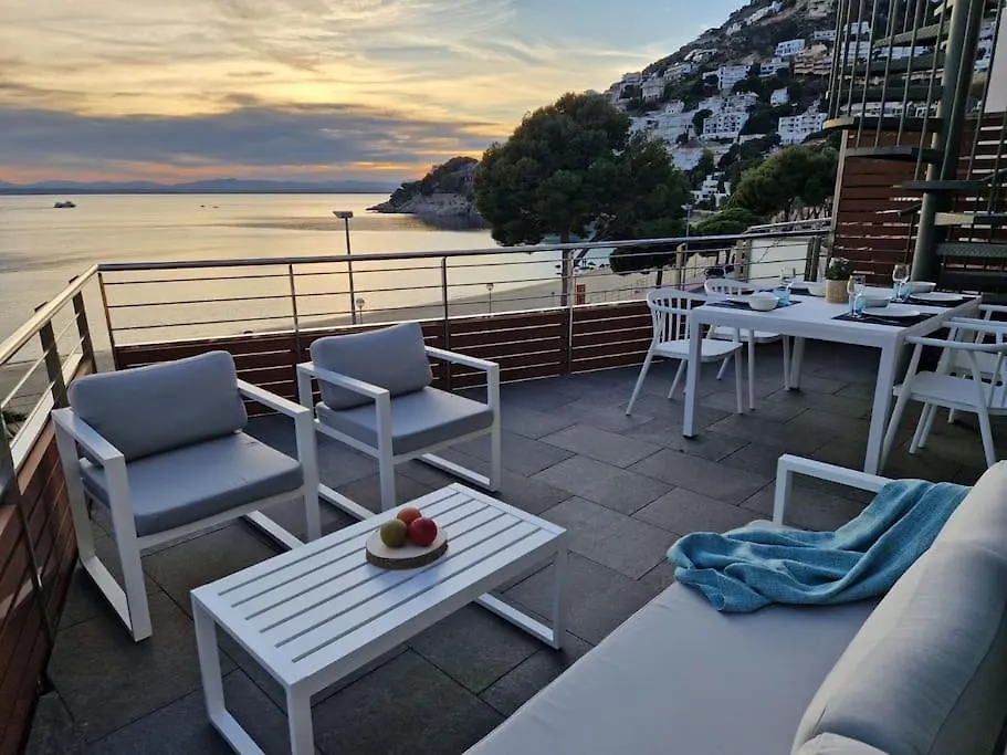 Apartamento Atico Primera Linea Playa Canyelles Roses 0*,  Spain
